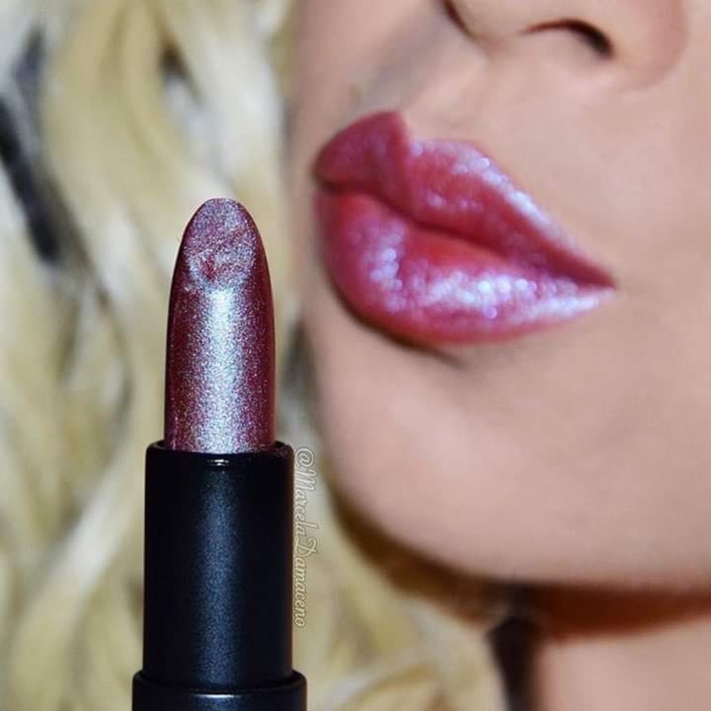 Lunatick Cosmetic Labs Bullet Lipstick-“Lacrimosa” (Pink/blue duochrome) BNIB